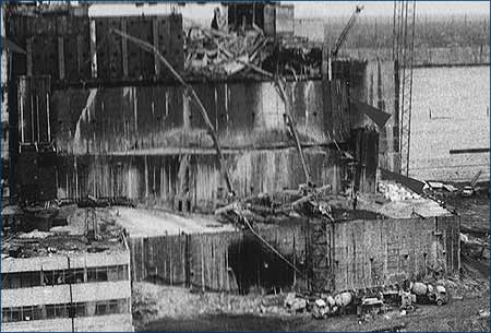 Бетонасос при бетонировании стен Саркофага бетонирование стен Саркофага