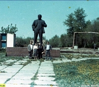 Чернобыль: памятник Ленину Чернобыль: памятник Ленину