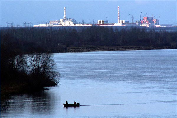 Фото рыбаки на реке Припять Фото рыбаки на реке Припять