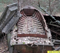 Брошенная лодка Брошенная лодка